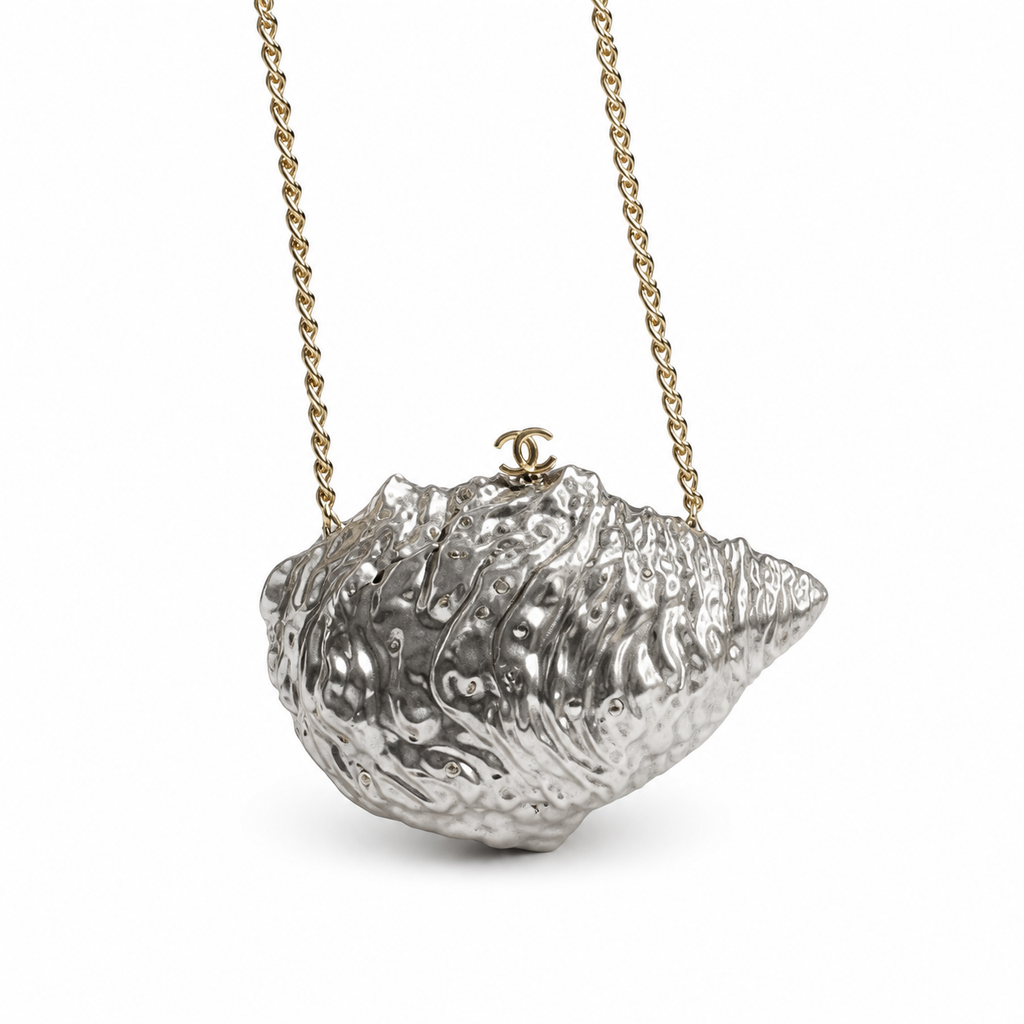 Chanel Silver Shell-Shaped Chain Clutch